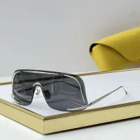 $64.00 USD LOEWE AAA Quality Sunglasses #1415848