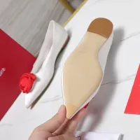 $115.00 USD Roger Vivier RV Flat Shoes For Women #1418116