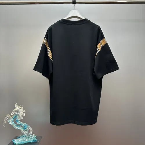 Replica Burberry T-Shirts Short Sleeved For Unisex #1418404 $48.00 USD for Wholesale