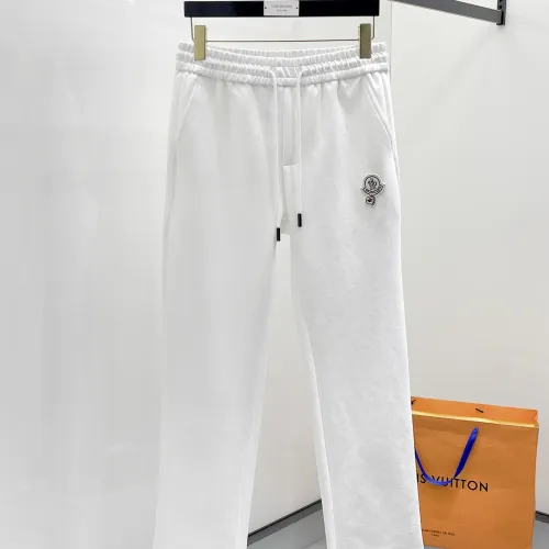 Moncler Pants For Men #1418602