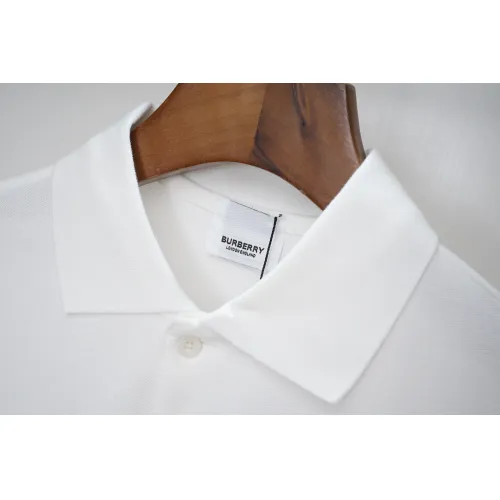 Replica Burberry T-Shirts Short Sleeved For Men #1419648 $36.00 USD for Wholesale
