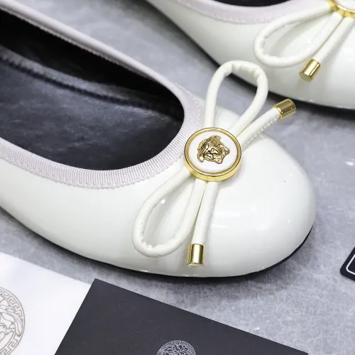 Replica Versace Flat Shoes For Women #1422325 $118.00 USD for Wholesale