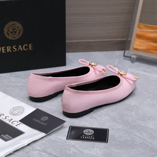 Replica Versace Flat Shoes For Women #1422327 $118.00 USD for Wholesale