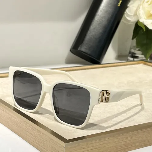 Balenciaga AAA Quality Sunglasses #1423056