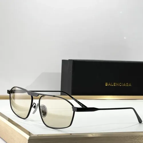 Balenciaga AAA Quality Sunglasses #1423150