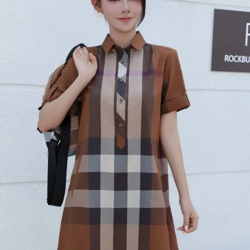 Replica Burberry Dresses Short Sleeved For Women #1423752 $76.00 USD for Wholesale
