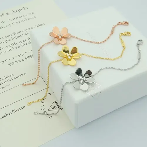 Replica Van Cleef & Arpels Bracelets For Women #1425100 $25.00 USD for Wholesale