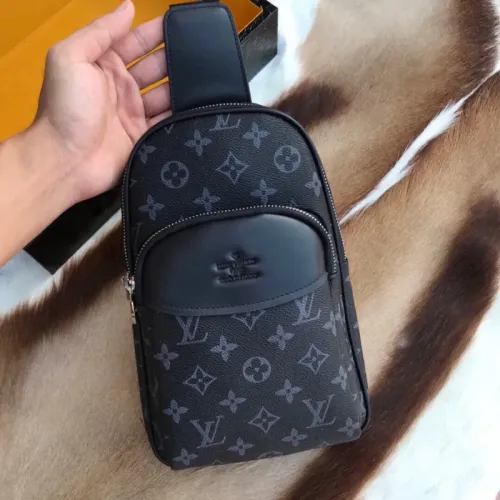 Louis Vuitton AAA Man Messenger Bags #1425871