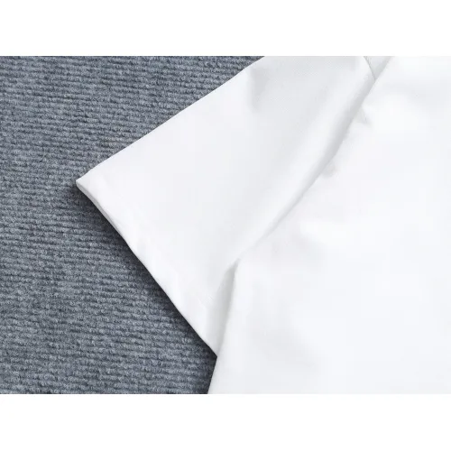 Replica LOEWE T-Shirts Short Sleeved For Unisex #1427030 $38.00 USD for Wholesale