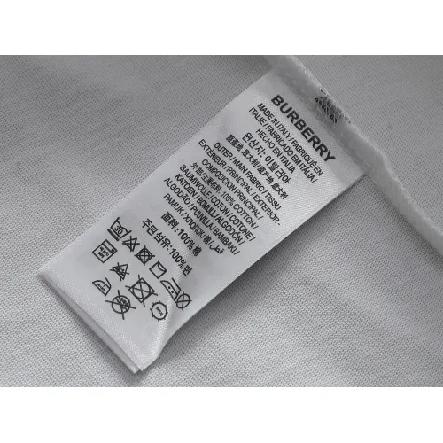 Replica Burberry T-Shirts Short Sleeved For Unisex #1427054 $38.00 USD for Wholesale