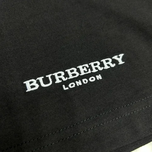 Replica Burberry T-Shirts Short Sleeved For Unisex #1430488 $64.00 USD for Wholesale