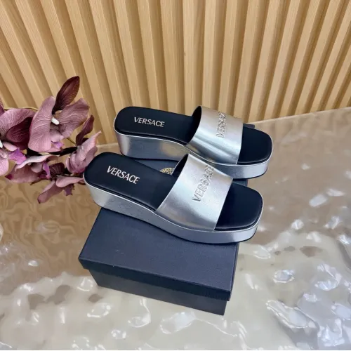 Versace Slippers For Women #1433095