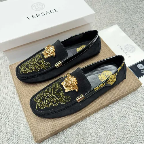 Versace Leather Shoes For Men #1433298
