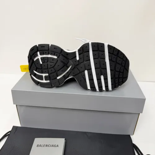 Replica Balenciaga Casual Shoes For Women #1433424 $140.00 USD for Wholesale