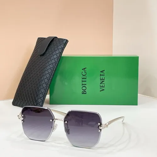 Bottega Veneta AAA Quality Sunglasses #1433753