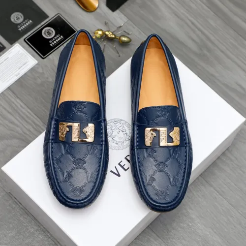 Versace Leather Shoes For Men #1434078