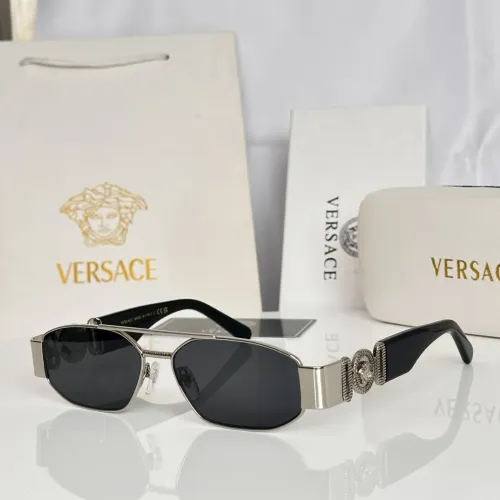 Versace AAA Quality Sunglasses #1434334