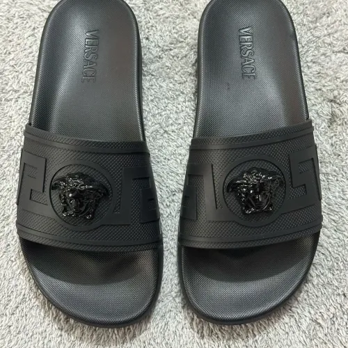 Versace Slippers For Men #1434388