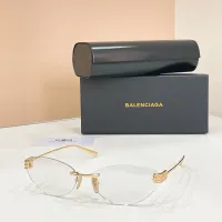 $60.00 USD Balenciaga AAA Quality Sunglasses #1423046