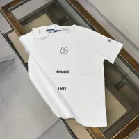 $32.00 USD Moncler T-Shirts Short Sleeved For Unisex #1423450