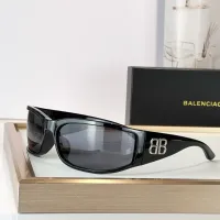 $60.00 USD Balenciaga AAA Quality Sunglasses #1423793