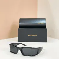 $56.00 USD Balenciaga AAA Quality Sunglasses #1424391