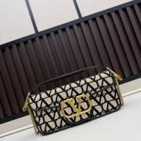 $98.00 USD Valentino AAA Quality Messenger Bags For Women #1425049