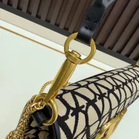 $98.00 USD Valentino AAA Quality Messenger Bags For Women #1425049