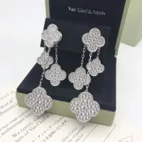 $38.00 USD Van Cleef & Arpels Earrings For Women #1425692