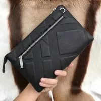 $64.00 USD Burberry AAA Man Pouches #1426223