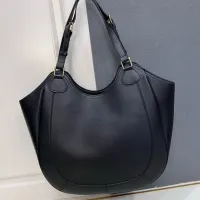 $98.00 USD Celine AAA Quality Shoulder Bags For Women #1426501