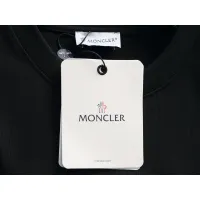 $38.00 USD Moncler T-Shirts Short Sleeved For Unisex #1427068