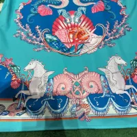 $60.00 USD Versace Tracksuits Short Sleeved For Unisex #1428356