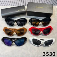 $25.00 USD Balenciaga Fashion Sunglasses #1429823