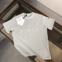 $34.00 USD Moncler T-Shirts Short Sleeved For Unisex #1431206
