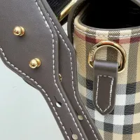 $96.00 USD Burberry AAA Quality Messenger Bags For Women #1431794