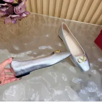 $108.00 USD Valentino Flat Shoes For Women #1433146