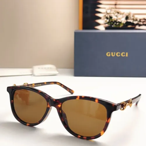 Gucci AAA Quality Sunglasses #1435176