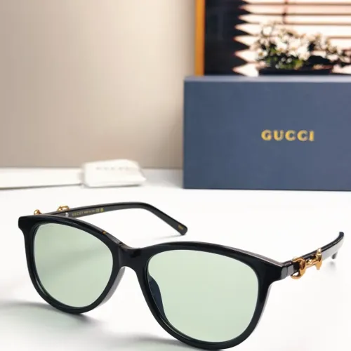 Gucci AAA Quality Sunglasses #1435177