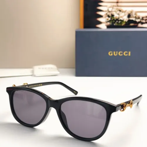 Gucci AAA Quality Sunglasses #1435178