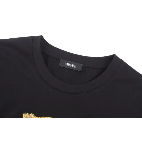 Replica Versace T-Shirts Short Sleeved For Unisex #1436374 $60.00 USD for Wholesale