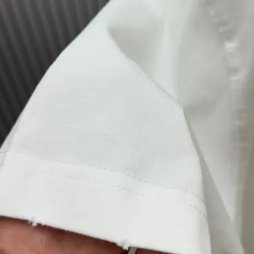 Replica Burberry T-Shirts Short Sleeved For Unisex #1437203 $34.00 USD for Wholesale