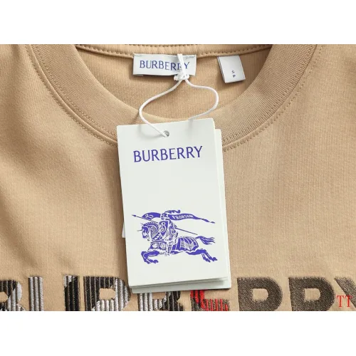 Replica Burberry T-Shirts Short Sleeved For Unisex #1439189 $40.00 USD for Wholesale