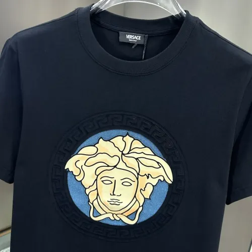 Replica Versace T-Shirts Short Sleeved For Unisex #1439619 $64.00 USD for Wholesale