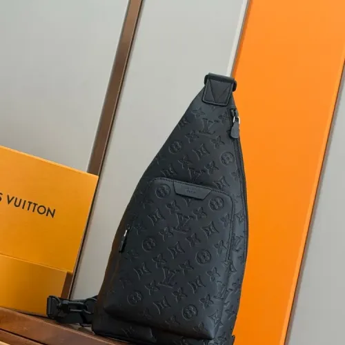 Louis Vuitton AAA Man Messenger Bags #1440263