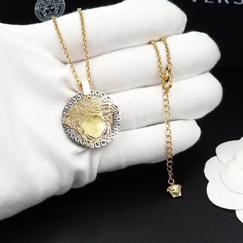 Replica Versace Necklaces #1440723 $25.00 USD for Wholesale