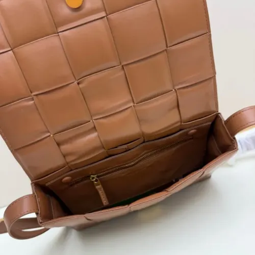 Replica Bottega Veneta BV AAA Quality Messenger Bags For Women #1443625 $102.00 USD for Wholesale