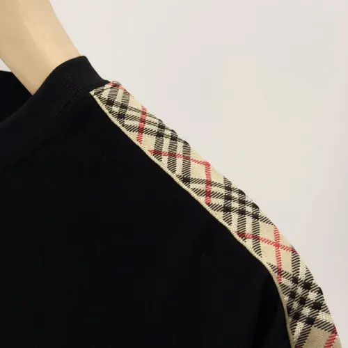 Replica Burberry T-Shirts Short Sleeved For Unisex #1445975 $42.00 USD for Wholesale