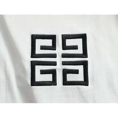 Replica Givenchy T-Shirts Short Sleeved For Unisex #1446025 $45.00 USD for Wholesale