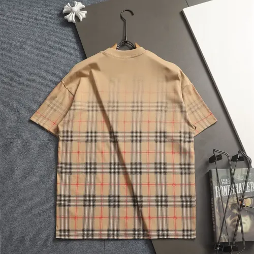 Replica Burberry T-Shirts Short Sleeved For Unisex #1446459 $40.00 USD for Wholesale